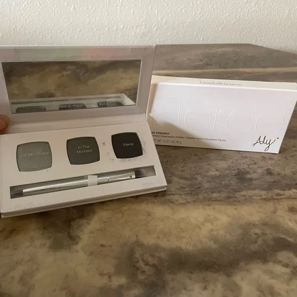 Limelife by Alcone Fierce Eyeshadow Palette new black glamour makeup